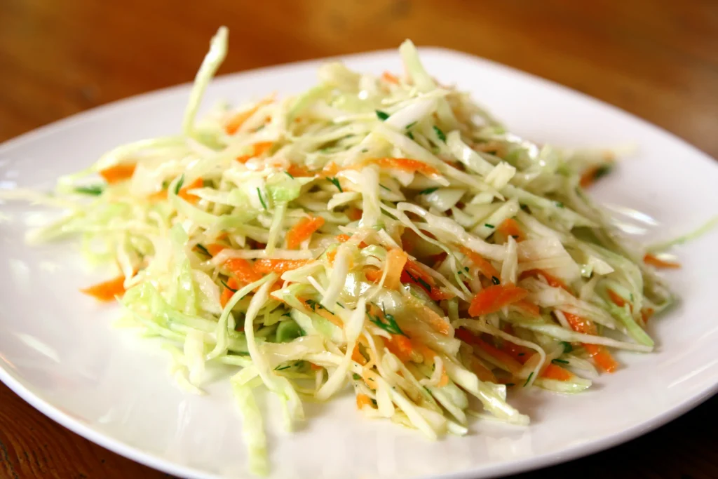 Tento salát se ideálně hodí k grilování – získejte recept