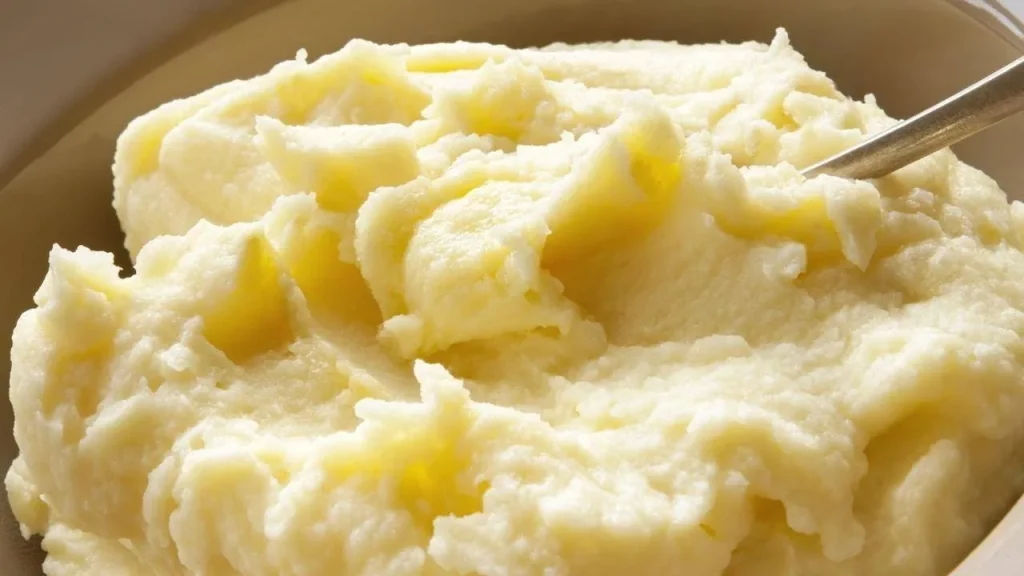 Je bezpečné jíst ohřáté brambory? Mnozí to nevědí