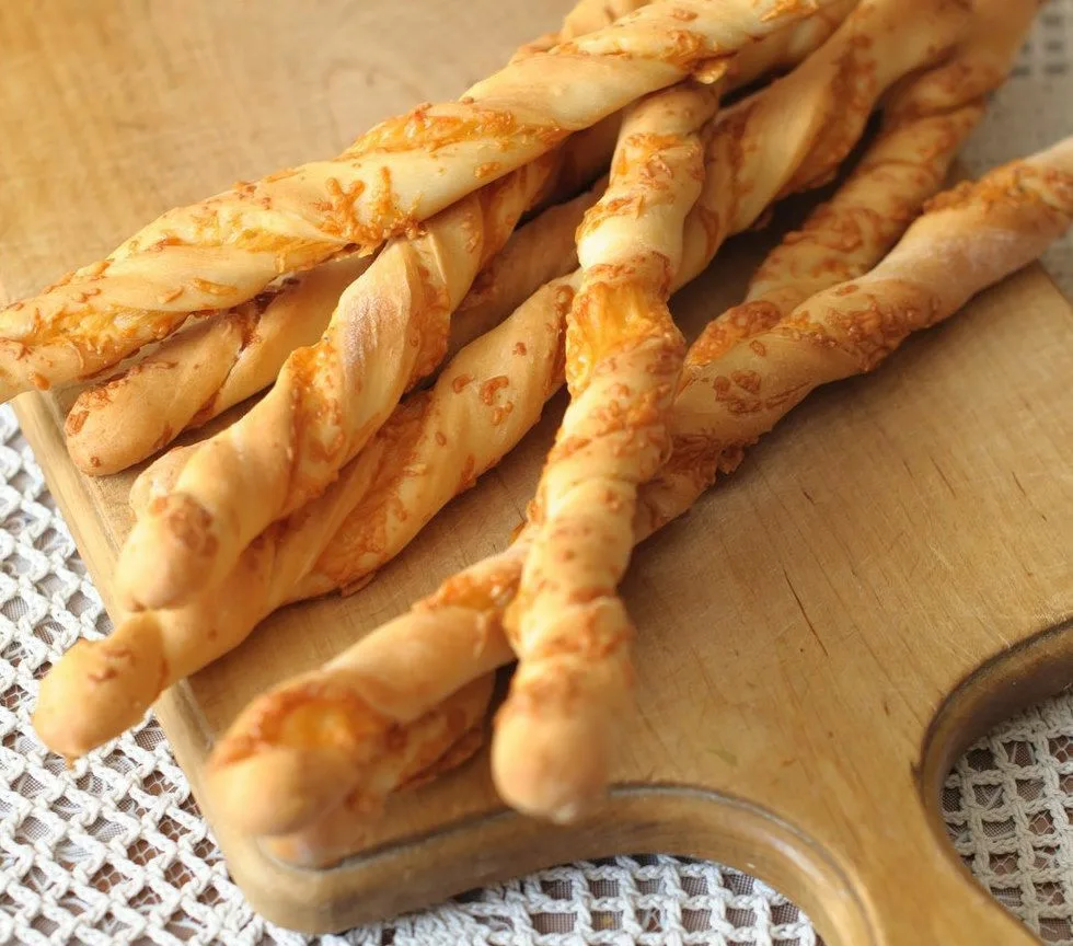 Jak připravit sýrové tyčinky z pouhých několika ingrediencí, které se ideálně hodí jako předkrm
