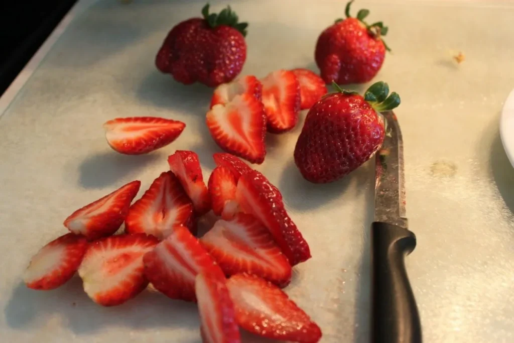 Strawberry Delicious – ideální dort na Den matek. Je to sladký a lehký ovocný dezert.
