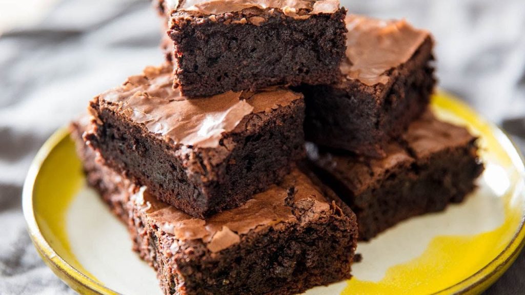 Příprava zdravých banánových brownies trvá 20 minut. Bez mouky a cukru, ale chutnají velmi dobře
