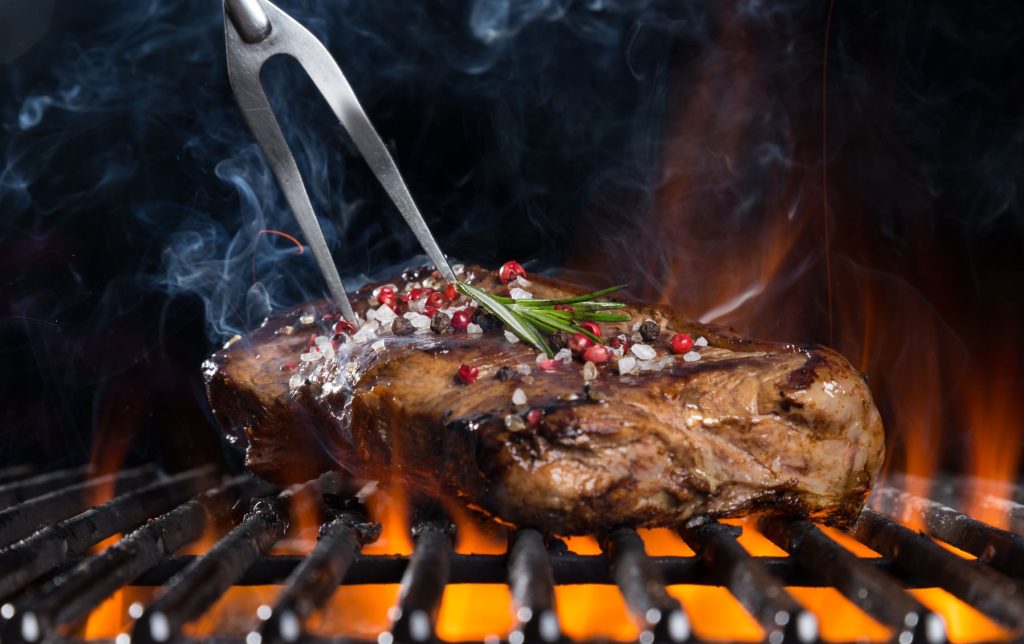 Není to alkohol: tajemství přípravy dokonalého barbecue bez kouře a zápachu