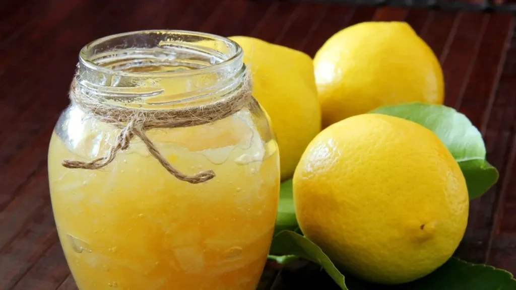 Jak připravit domácí limonádu: recept s jednoduchými kroky a minimálním množstvím ingrediencí