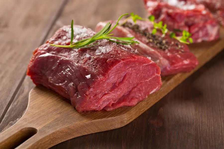 Je bohaté na bílkoviny a neobsahuje antibiotika. Je lepší než hovězí a drůbeží maso.