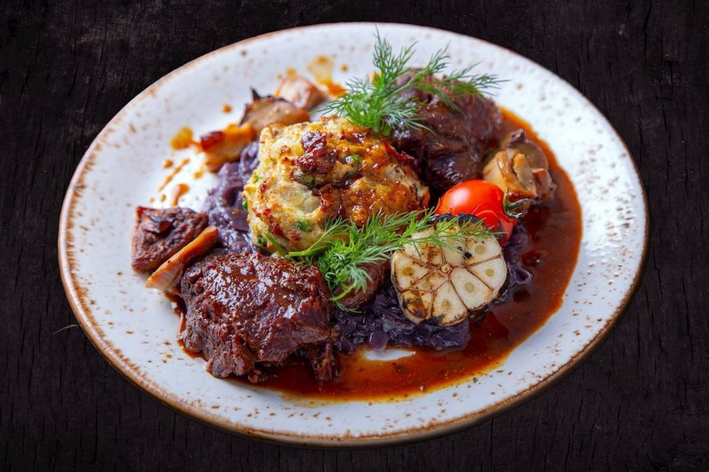 Nejjemnější a nejzdravější část hovězího masa. Takto připravené chutná jako z drahé restaurace.