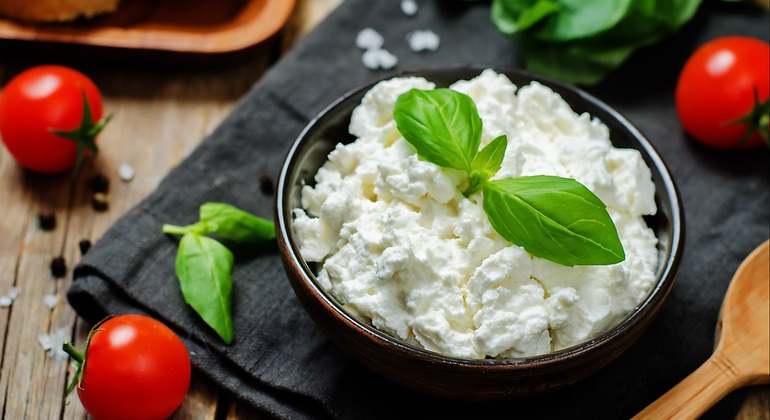 Mozzarella nebo tvaroh: co je zdravější? Odpověď odborníků