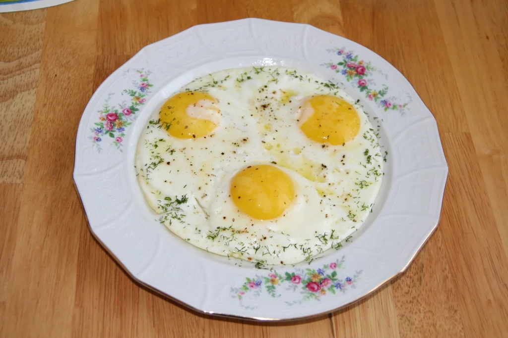 Tady je recept na nejlepší míchaná vejce: pánev není potřeba