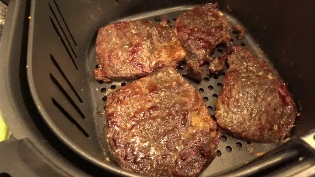 Fritéza místo grilu: tajemství dokonalého steaku doma