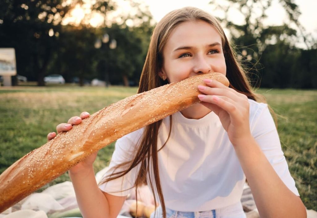 Jakých 5 potravin podporujících obezitu byste se měli vyvarovat?