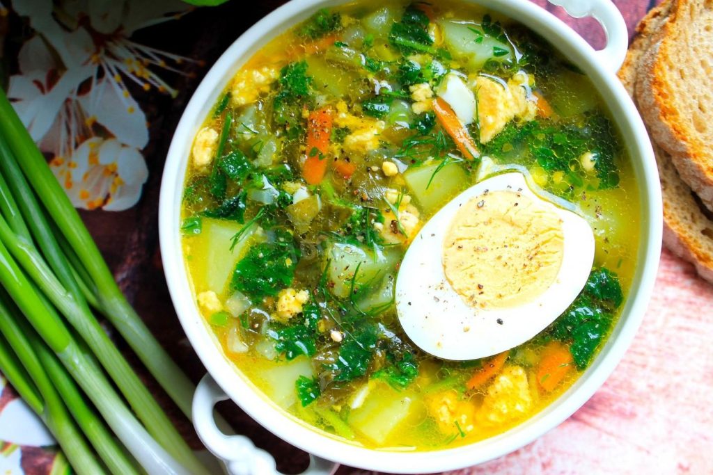 Recept na šťovíkový polévku přímo od babičky. Tato polévka chutná jako za starých časů
